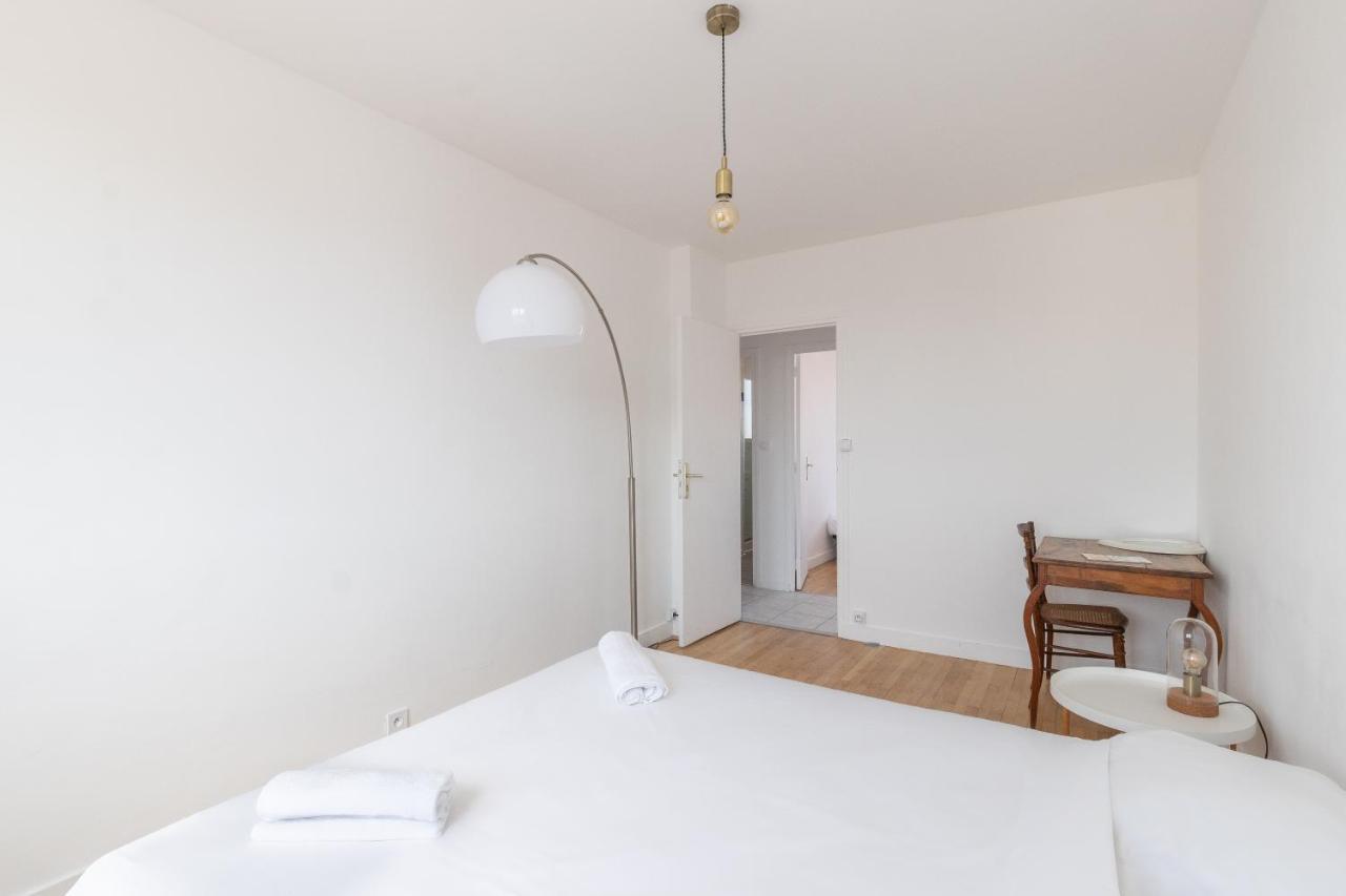 Cabana & Grand Appartement Cosy - Parking & Balcon ヴィルフランシュ・シュル・ソーヌ エクステリア 写真